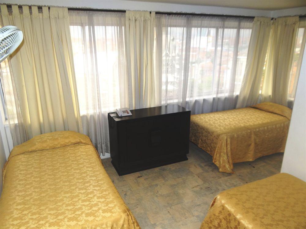 Hotel Nutibara Express Μεντεγίν Εξωτερικό φωτογραφία