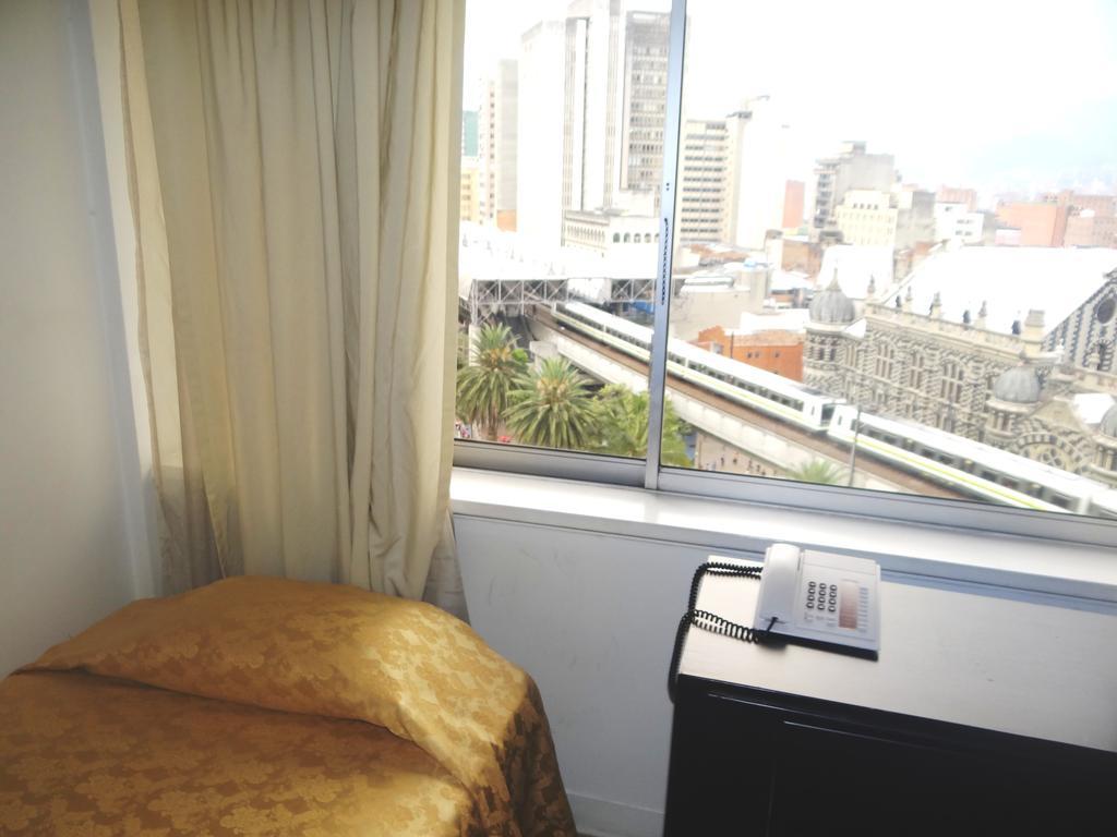Hotel Nutibara Express Μεντεγίν Δωμάτιο φωτογραφία