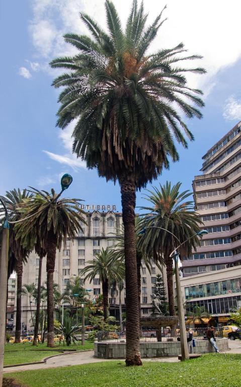 Hotel Nutibara Express Μεντεγίν Εξωτερικό φωτογραφία